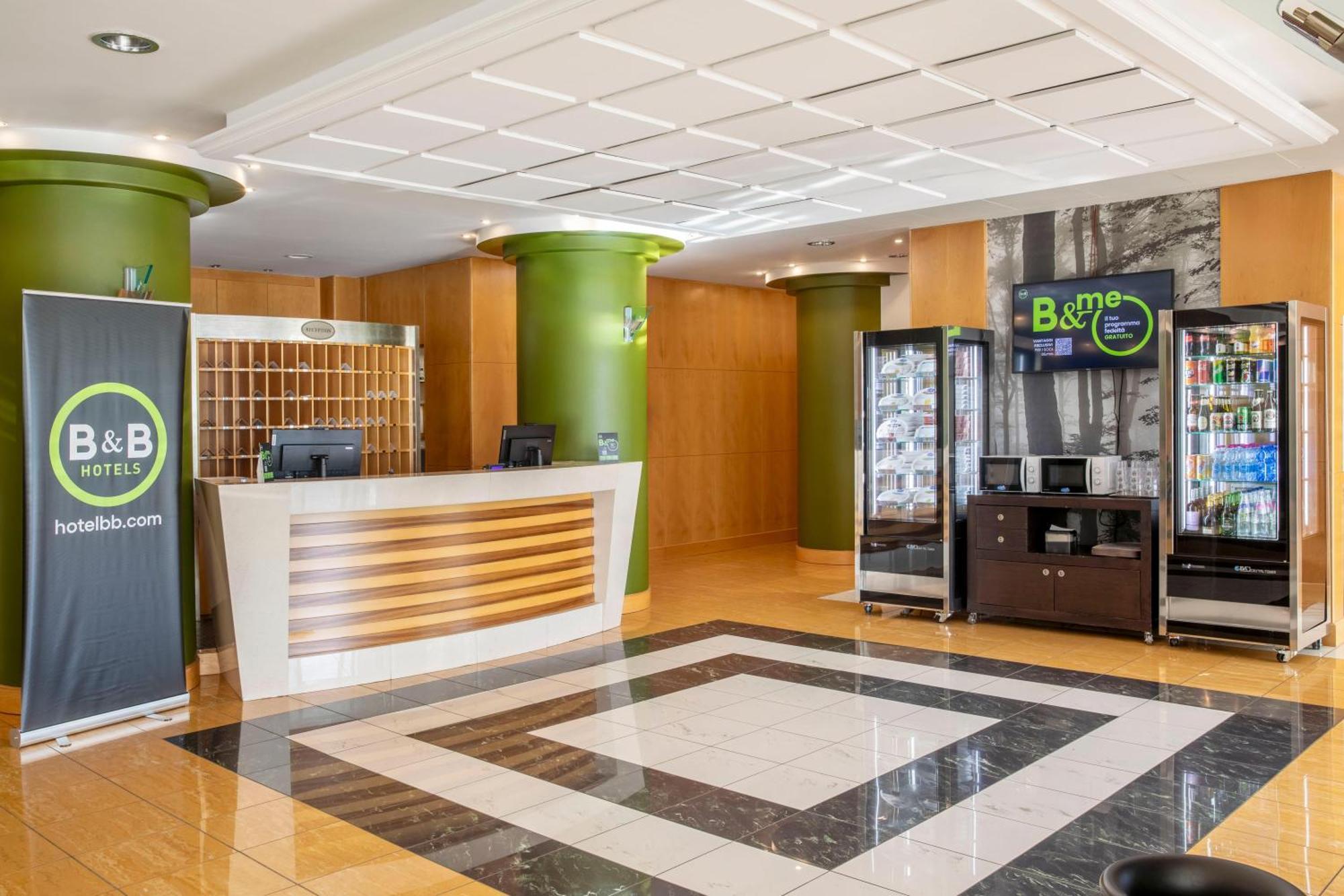 B&B Hotel Cuneo Cristal Exterior photo