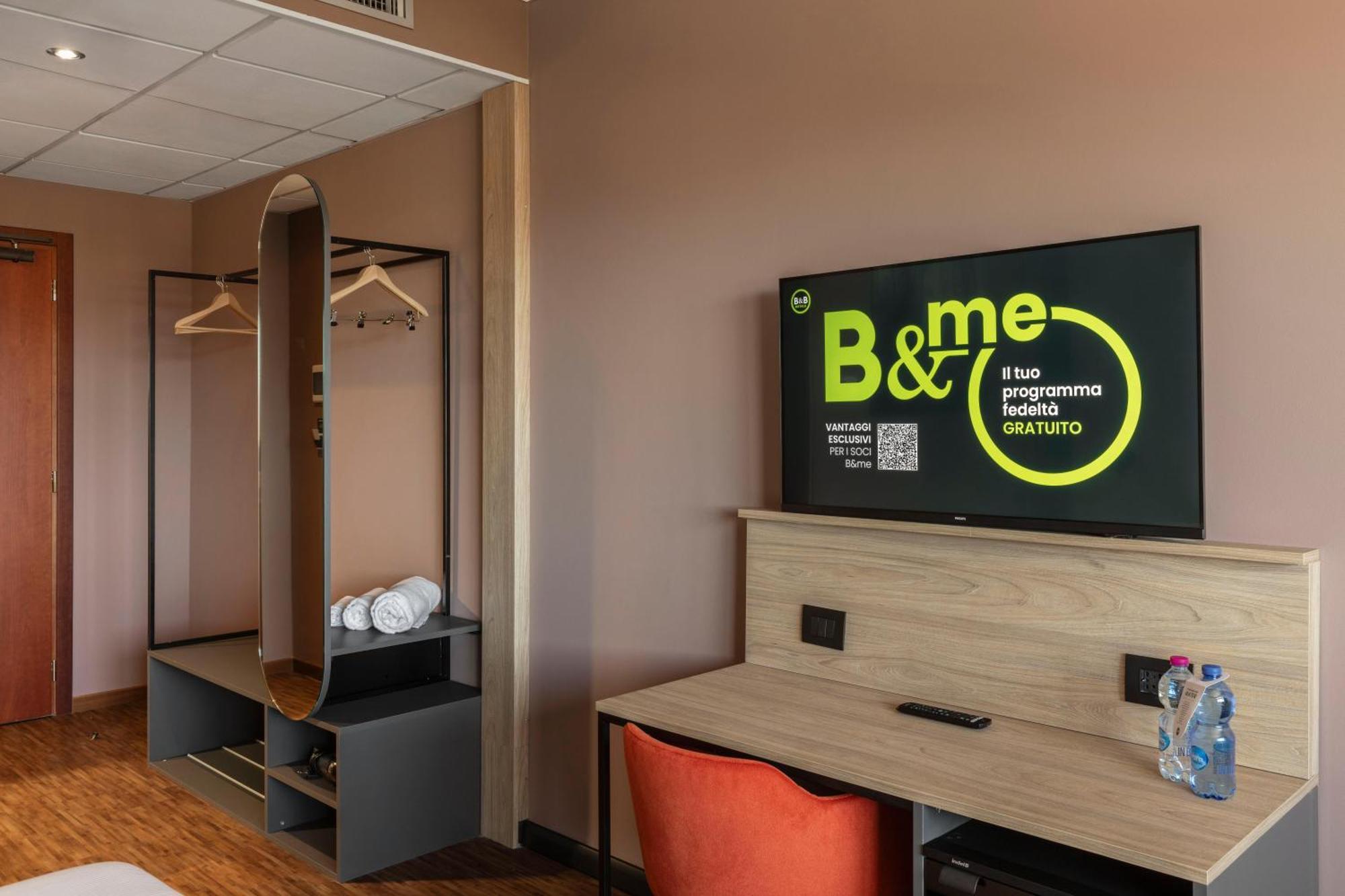 B&B Hotel Cuneo Cristal Exterior photo